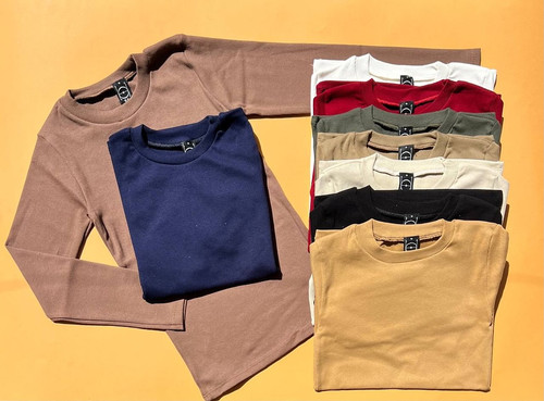 بلوز یقه گرد آستین بلند زنانه