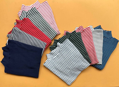 بلوز یقه ۵سانت راه راه ریز لبه آستین چین دار زنانه